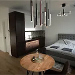 Luxury In Centrum By Ota Group Апартаменти
